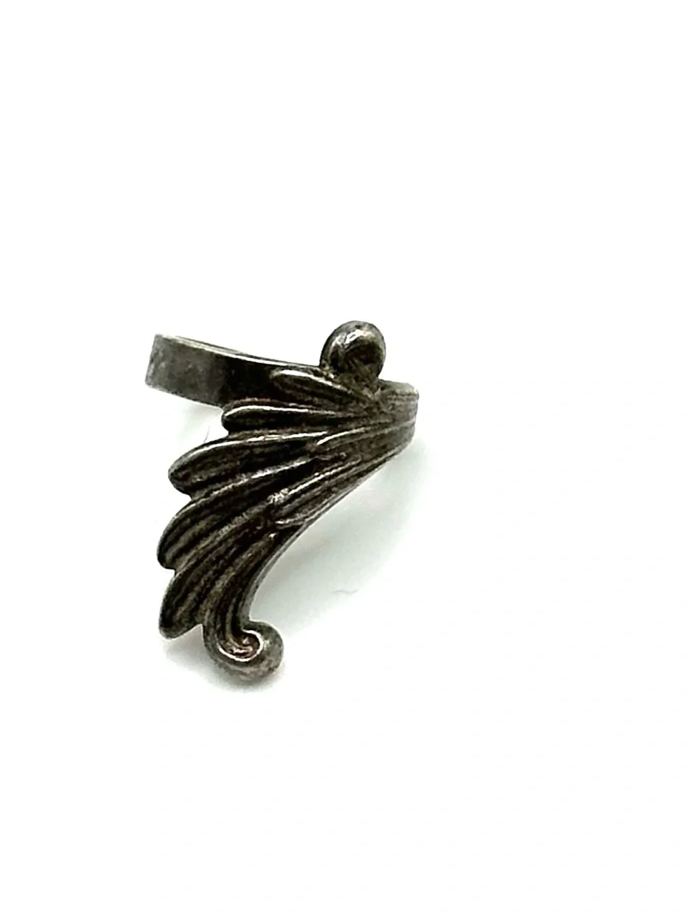 antique silver screw back set
